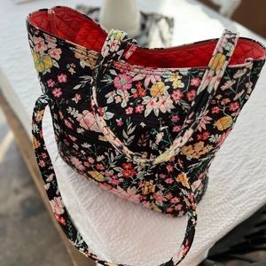 Vera Bradley Black Floral Tote Bag Tangerine Twist Pattern